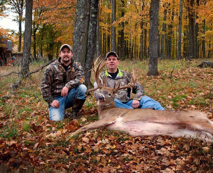 Whitetail Trophy Composition | The Wilderness Reserve hunting photography tips